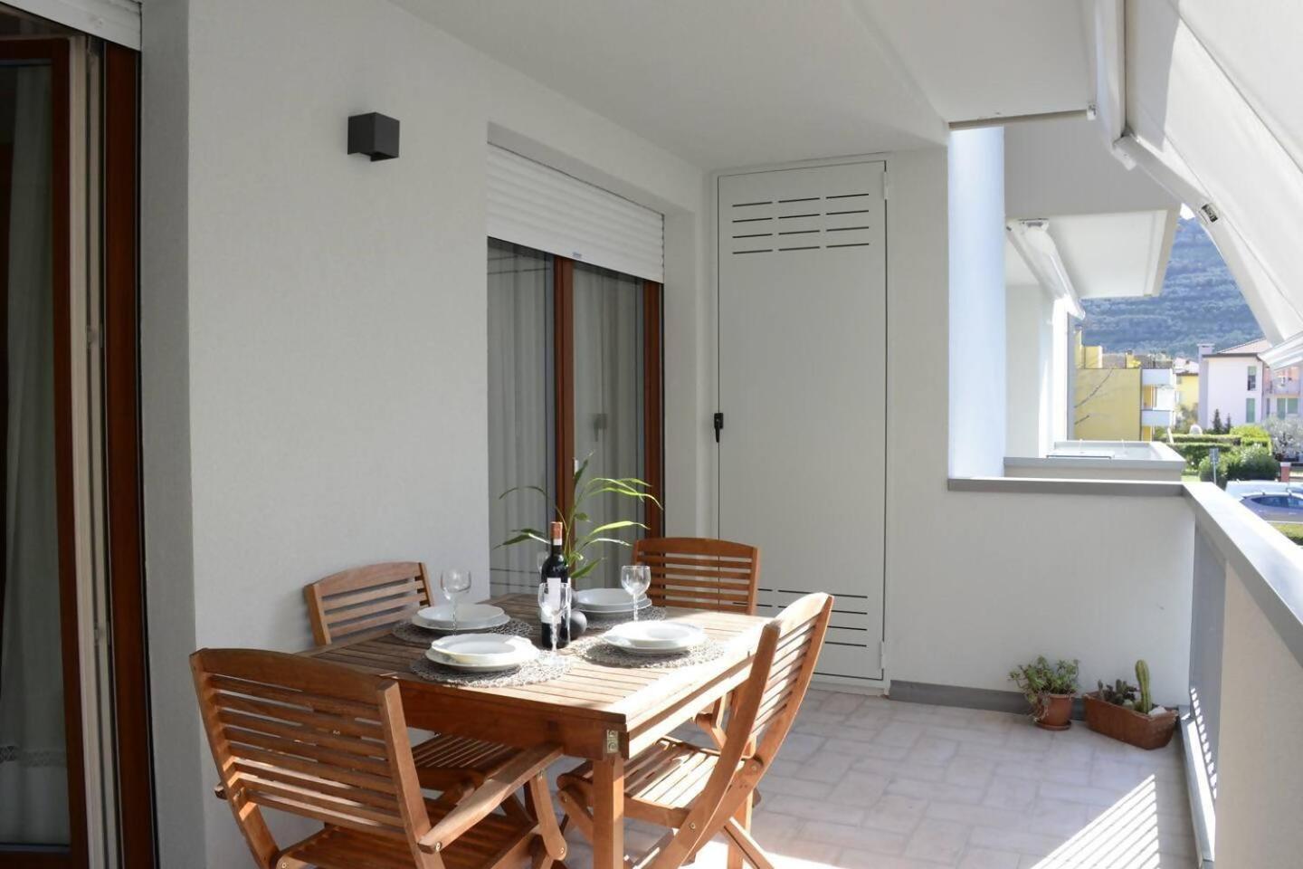 ריבה דל גארדה Appartamento Peler13 Con Balcone E Parcheggio מראה חיצוני תמונה