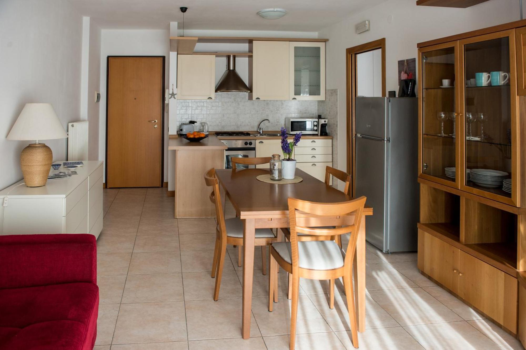 ריבה דל גארדה Appartamento Peler13 Con Balcone E Parcheggio מראה חיצוני תמונה